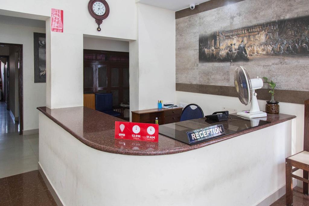 All Seasons Guest House Тривандрум Экстерьер фото